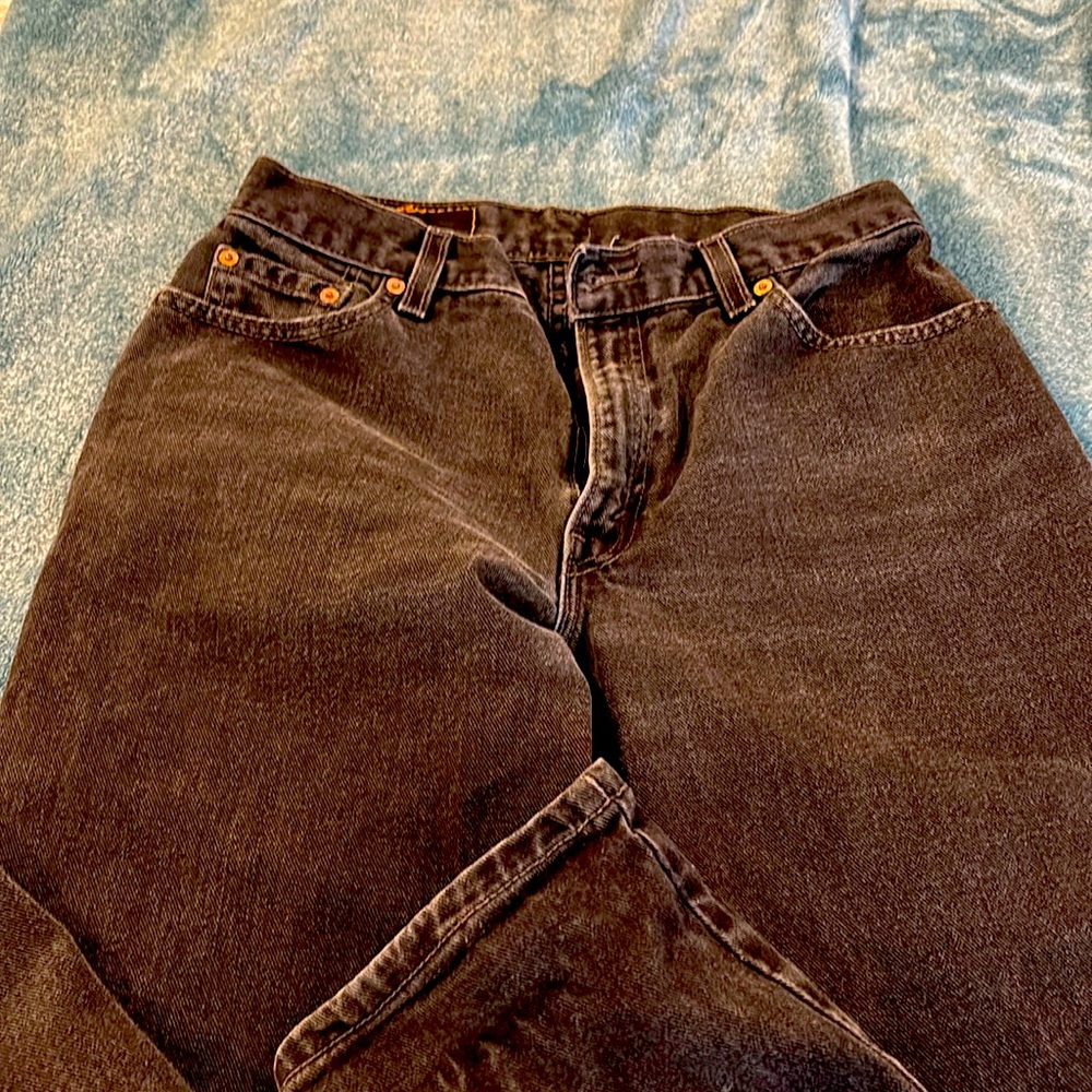 Black Levi 550 misses jeans. Size 10M